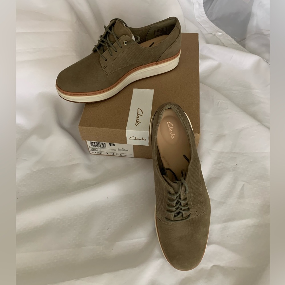 Clarks Teadale Rhea Women’s Nubuck Lace Up Platform Shoe Size 8 M